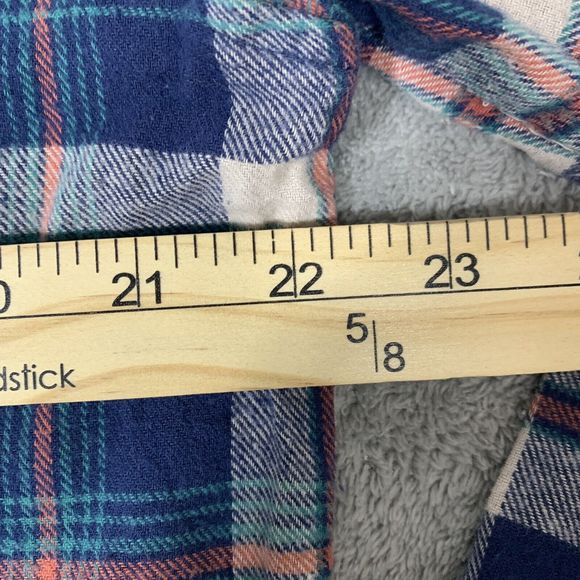 Thread Supply Plaid Red White Blue Button Up Cropped Shirt Size XL Women’s - Picture 10 of 13